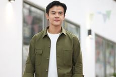 Klarifikasi Ernest Prakasa soal Anggapan Morgan Oey dan Dion Wiyoko Selalu Dipilih Jadi Pemain di Filmnya