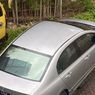 Cerita Denyta, Cari Pemilik Sedan yang Seminggu Terparkir di Depan Rukonya, Unggah Foto di Twitter