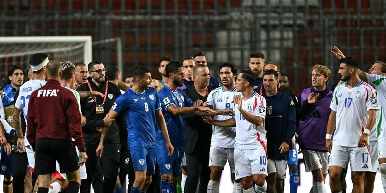 Kericuhan terjadi usai laga matchday 4 Grup I Kualifikasi Piala Dunia 2026 zona Eropa setelah Timnas Italia menaklukkan Timnas Israel dengan skor 5-4 pada Senin (8/9/2025).