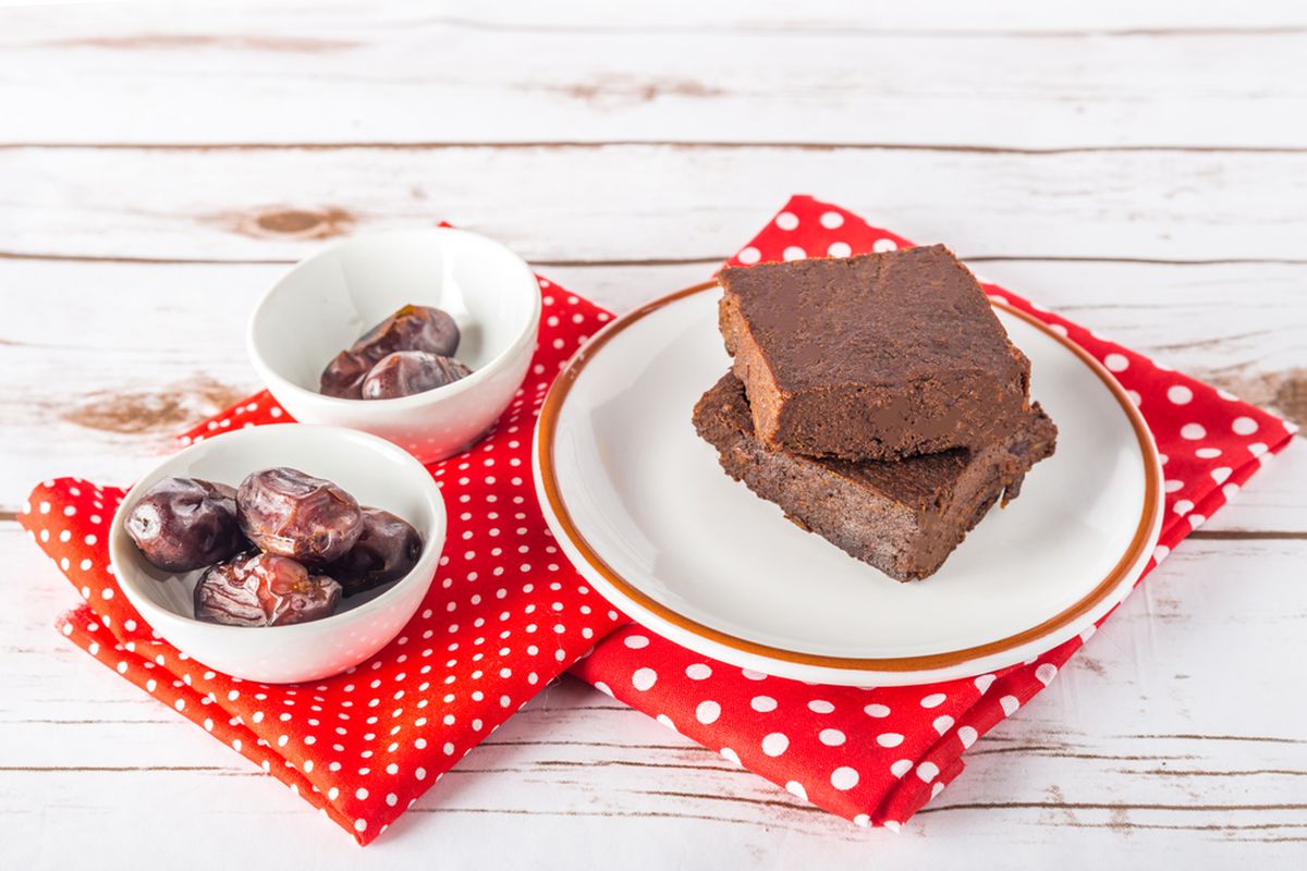 Ilustrasi brownies kurma.