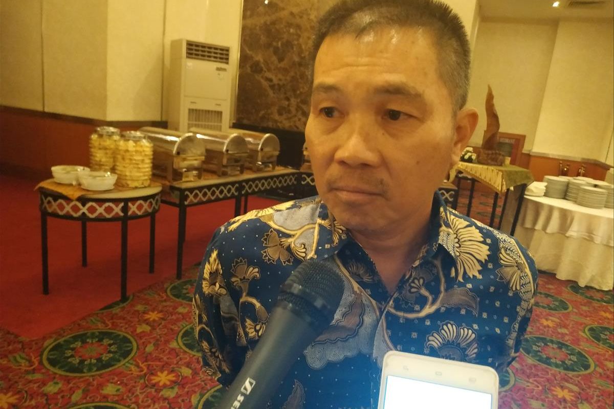 Wakil Ketua Umum Aprindo Tutum Rahanta memberikan keterangan saat ditemui di Grand Sahid Jaya, Jakarta, Rabu (22/25/2019).