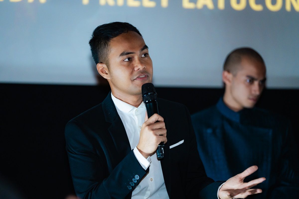 Sutradara Wregas Bhanuteja dalam konferensi pers film Budi Pekerti di Plaza Senayan, Senin (30/10/2023).