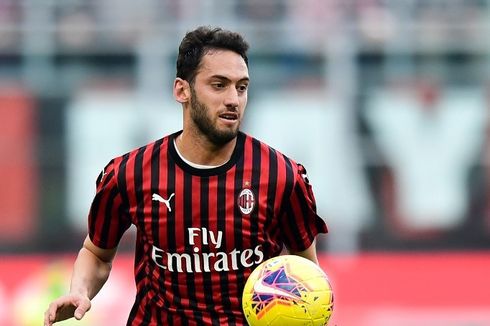 Berita Transfer - AC Milan Tawarkan 3,5 Juta Euro, Calhanoglu Ingin Lebih