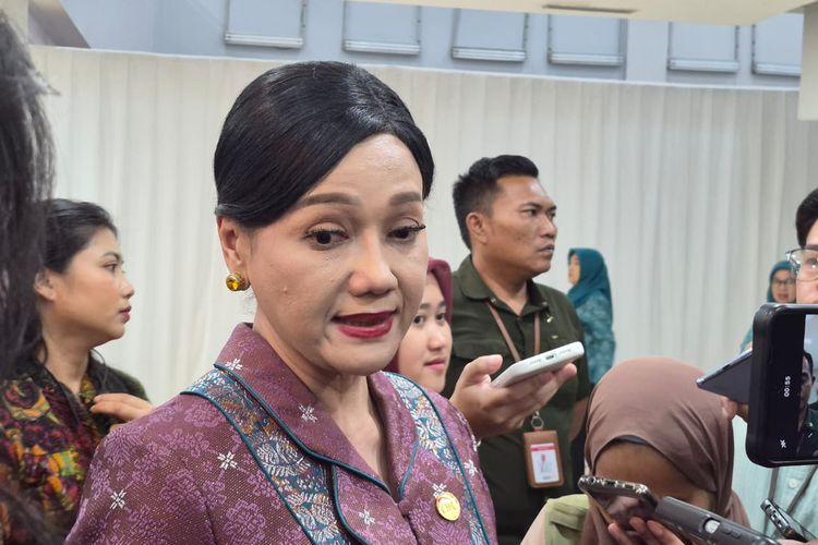 Ramai Seruan Sell Indonesia, OJK: Jangan Telan Mentah-Mentah