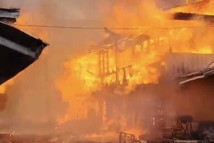 96 Unit Bangunan di Pasar Jeget Ayu Aceh Tengah Terbakar, 2 Korban Terluka