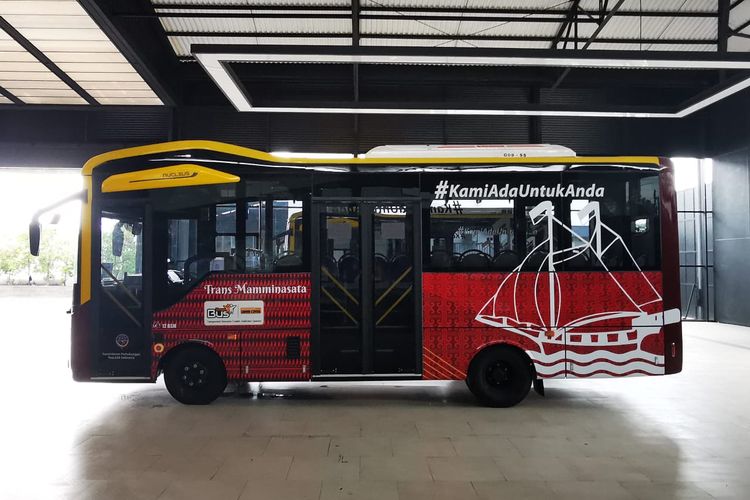 Bus BTS buatan karoseri Laksana