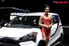 Jelang Pemilu, Pasar Toyota di Surabaya 