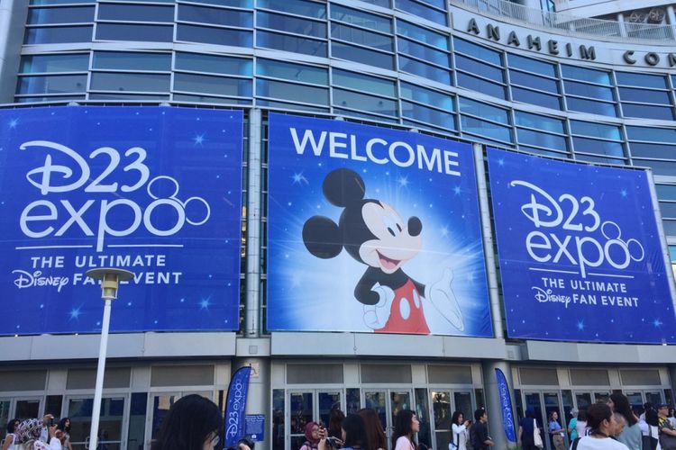 Suasana di lokasi penyelenggaraan D23 Expo di Anaheim Convention Center, Anaheim, California, Kamis (13/7/2017).