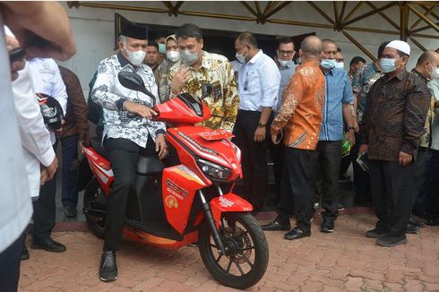Pemprov Aceh Beli Motor Listrik Gesits buat Kendaraan Operasional