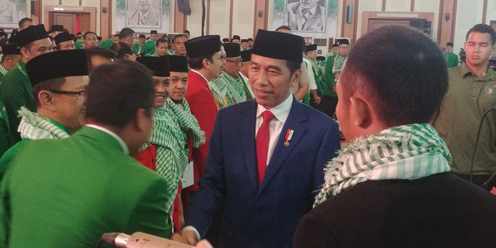Presiden Joko Widodo menghadiri Rapimnas PPP di Asrama Haji, Pondok Gede, Jakarta, Kamis (27/9/2018).