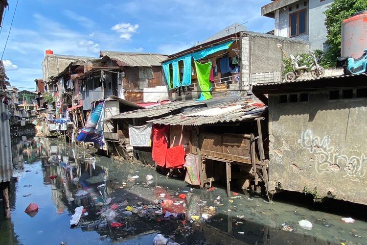 Rumah Tak Boleh Terlalu Dekat Sungai, Ini Batas Jaraknya