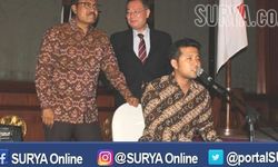 Bupati Trenggalek Menyanyi 