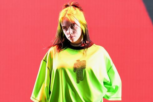 Minta Masyarakat Tak Panik Belanja karena Corona, Billie Eilish: Ini Bukan Kiamat