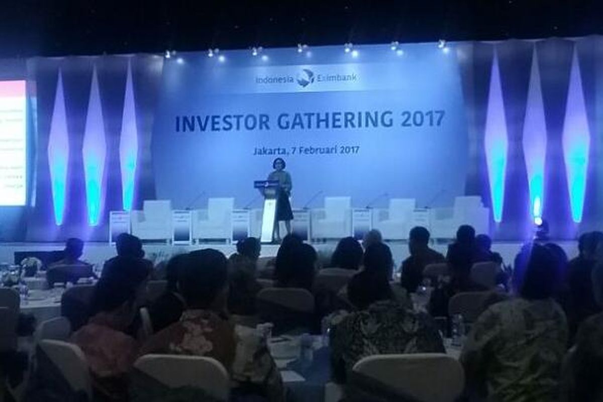 Menteri Keuangan Sri Mulyani Indrawati menyampaikan pidato kunci dalam Investor Gathering 2017 LPEI, Jakarta, Selasa (7/2/2017)