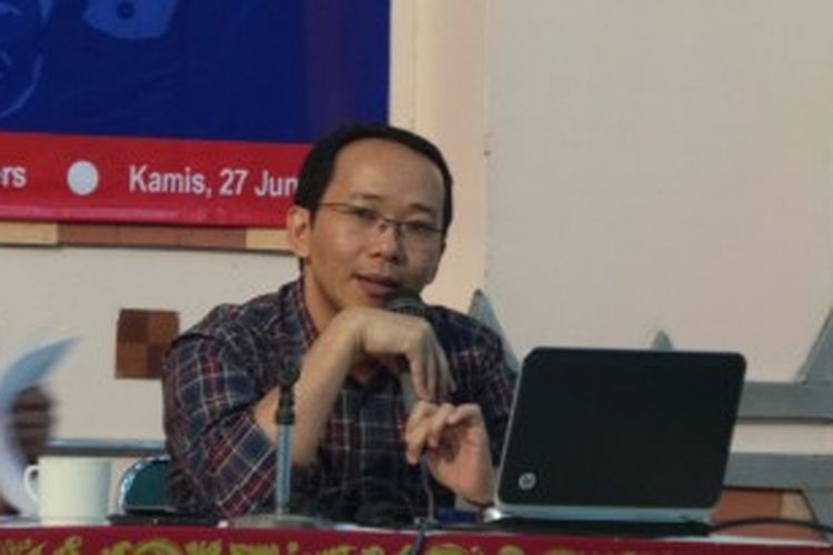 Direktur Indonesia Research Centre Agus Sudibyo