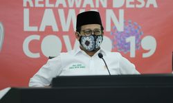 Gus Menteri Imbau Warga Tetap di Rumah dan Panjatkan Doa Bersama Keluarga Selama PPKM Darurat