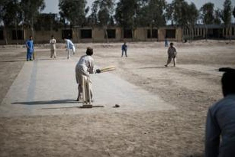 Kriket adalah salah satu olah raga paling populer di Afganistan.