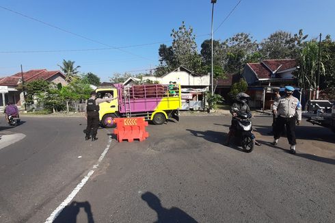 Tak Bawa Surat Bebas Covid-19, Ratusan Pedagang Dilarang Masuk Pasar Hewan Siyono Harjo Gunungkidul