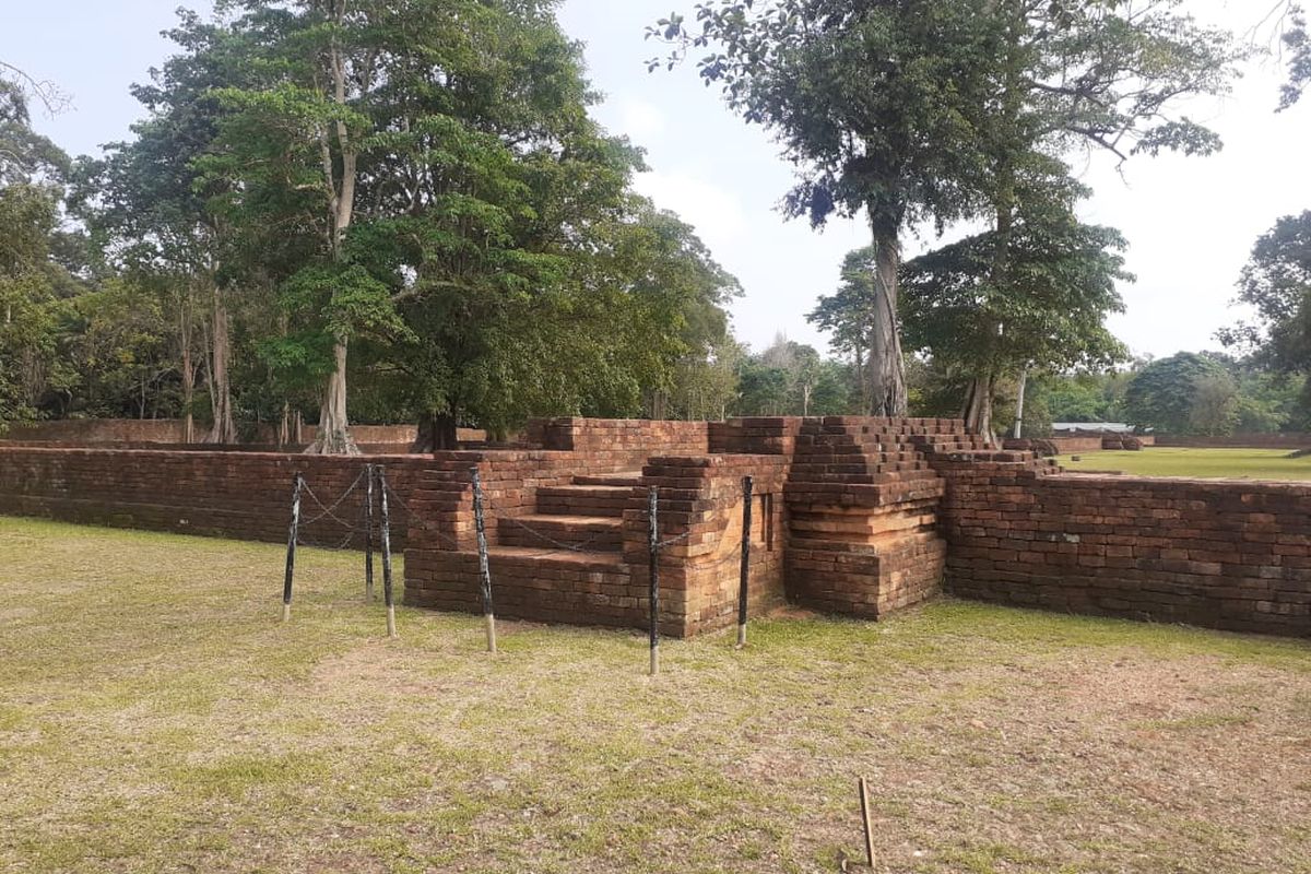 Candi Kedaton di KCBN Muaro Jambi, Kabupaten Muaro Jambi, Provinsi Jambi.