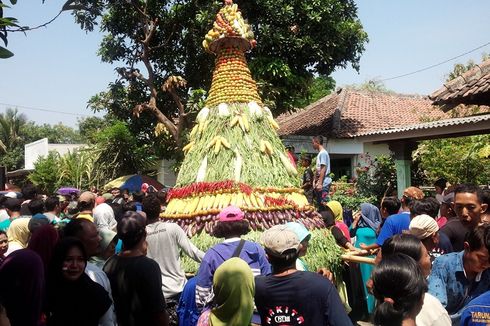 Warga Desa di Lamongan Ini Gelar Tradisi Sedekah Bumi di Tengah Pandemi