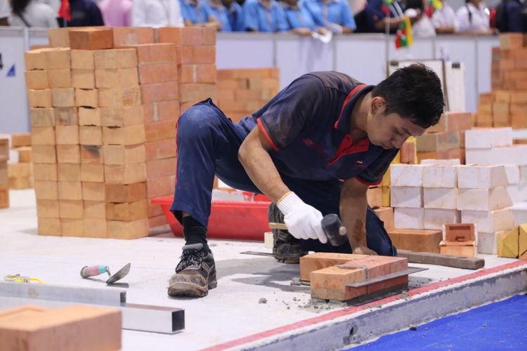 Menteri Ketenagakerjaan Muhammad Hanif Dhakiri mendatangi tempat berlangsungnya kompetisi keahlian, ASEAN Skills Competition (ASC) 2018 di Bangkok, Thailand, Jumat (31/8/2018)