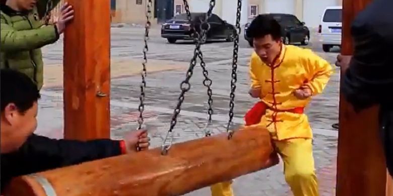 "Jurus Selangkangan Besi" Berusaha Dilestarikan Master Kung Fu Ini di China - Vimarsana News
