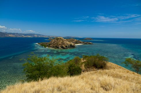 Taman Laut 17 Pulau Riung, Tempat Alternatif Lihat Komodo yang Murah