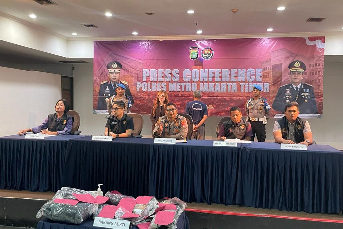 Borwap xxx pemerkosaan tahanan