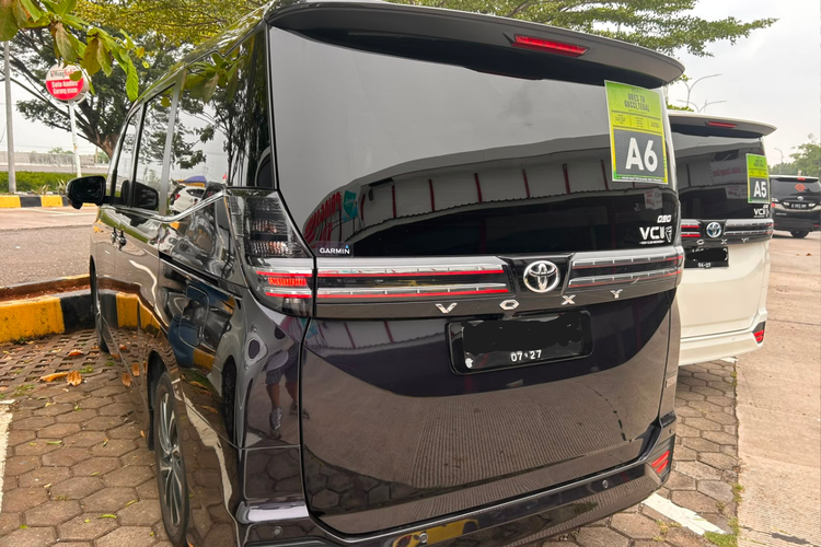 Cek Kisaran Harga Toyota Voxy R90 Bekas, mulai Rp 300 Jutaan