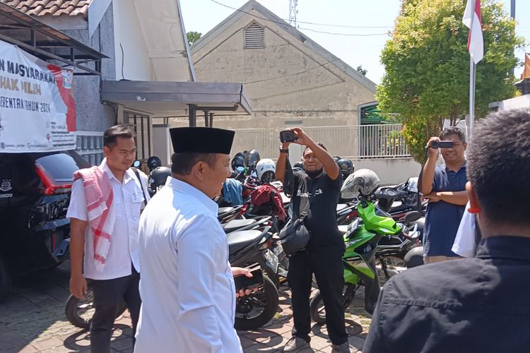 Dipanggil Bawaslu, Cabup Jember Klarifikasi Dugaan Kampanye di Masjid
