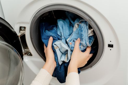 Seberapa Sering Harus Mencuci Celana Jeans? Perhatikan Hal Ini
