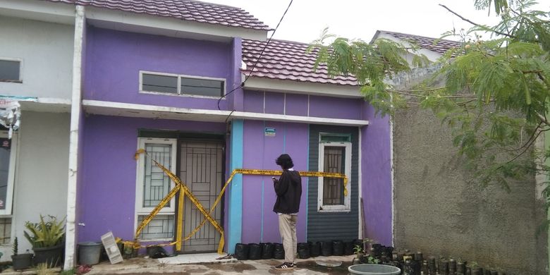 Rumah yang ditinggali LN, rumah terduga teroris di Desa Klari, Kecamatan Klari, Kabupaten Karawang, Senin (5/4/2021).