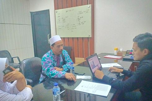 Kronologi Penipuan 51 Jemaah Haji di Surabaya yang Ditinggal di Bus