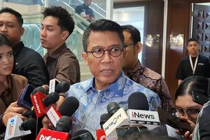 Namanya Disebut-sebut Masuk Bursa Ketua OJK, Ini Kata Misbakhun 
