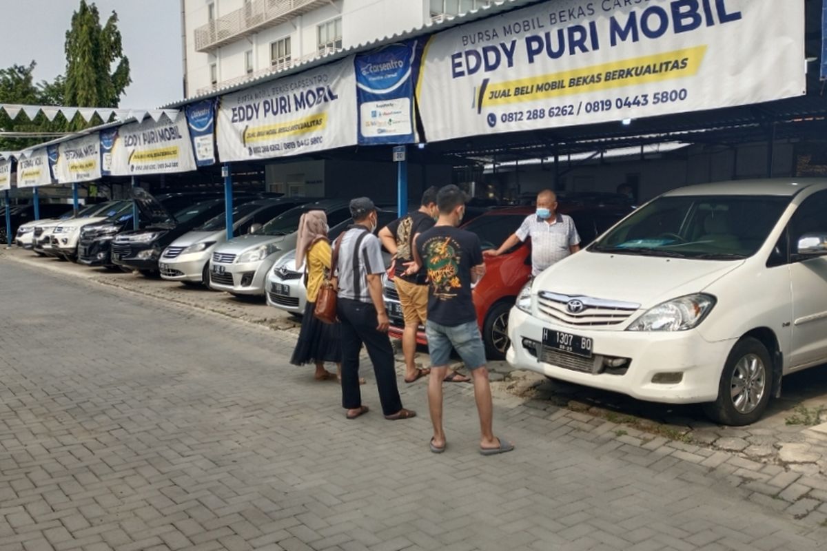 Bursa mobil bekas Carsentro Semarang 