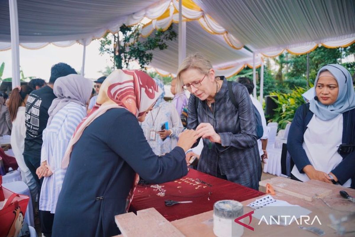 Program kerja sama badan-badan PBB untuk pencapaian Tujuan Pembangunan Berkelanjutan (TPB) di Indonesia melaksanakan kunjungan lapangan ke Nusa Tenggara Barat (NTB)