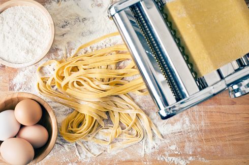 Cara Membuat Pasta Rumahan Pakai Tepung Terigu Serbaguna