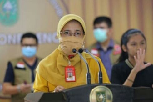 Warga Riau Penolak Vaksin Covid-19 Pengurusan KTP dan SIM-nya Bisa Ditunda