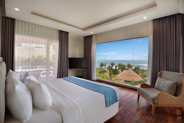 Kamar di ASTON Canggu Beach Resort