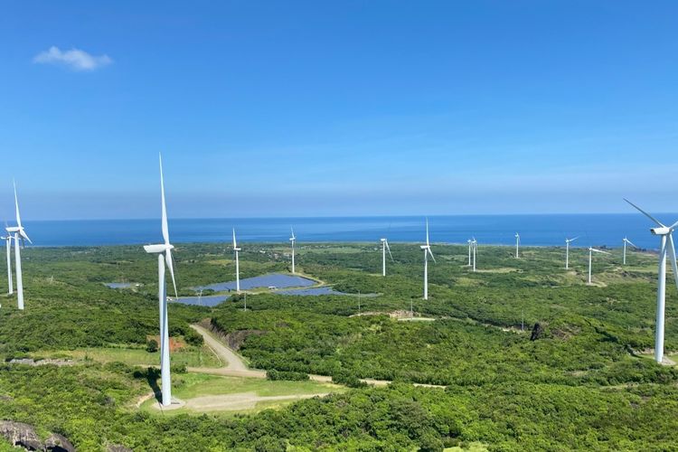 Mowilex mendukung beberapa proyek energi terbarukan seperti Burgos Wind Project di Filipina pada sertifikasi Netral Karbonnya yang ke-4.