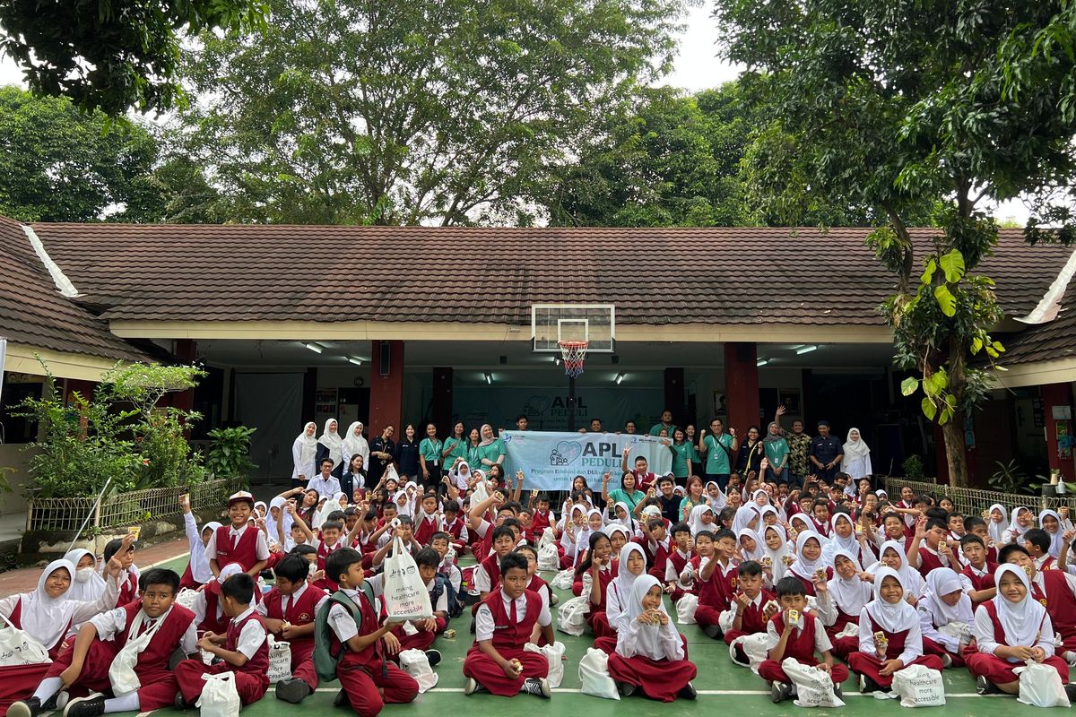PT APL secara resmi meluncurkan programAPL Peduli (Program Edukasi dan Dukungan Kesehatan untuk Lindungi Indonesia), di SDN Cipinang 01 Pagi, Jakarta Timur (24/6/2025).