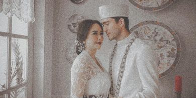 Aura Kasih dan suaminya, Eryck Amaral, dalam foto pernikahan mereka.
