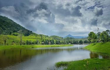 Pemandangan alam di Telaga Saat, Puncak, Bogor
