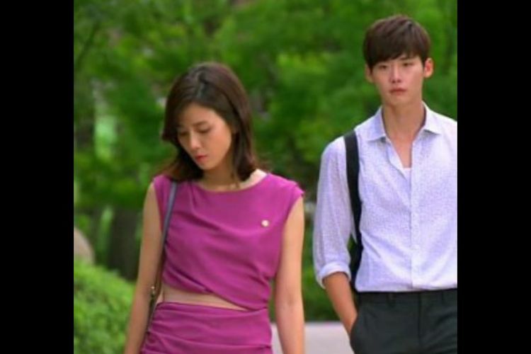 Lee Bo Young dan Lee Jong Suk dalam drama I Can Hear Your Voice 