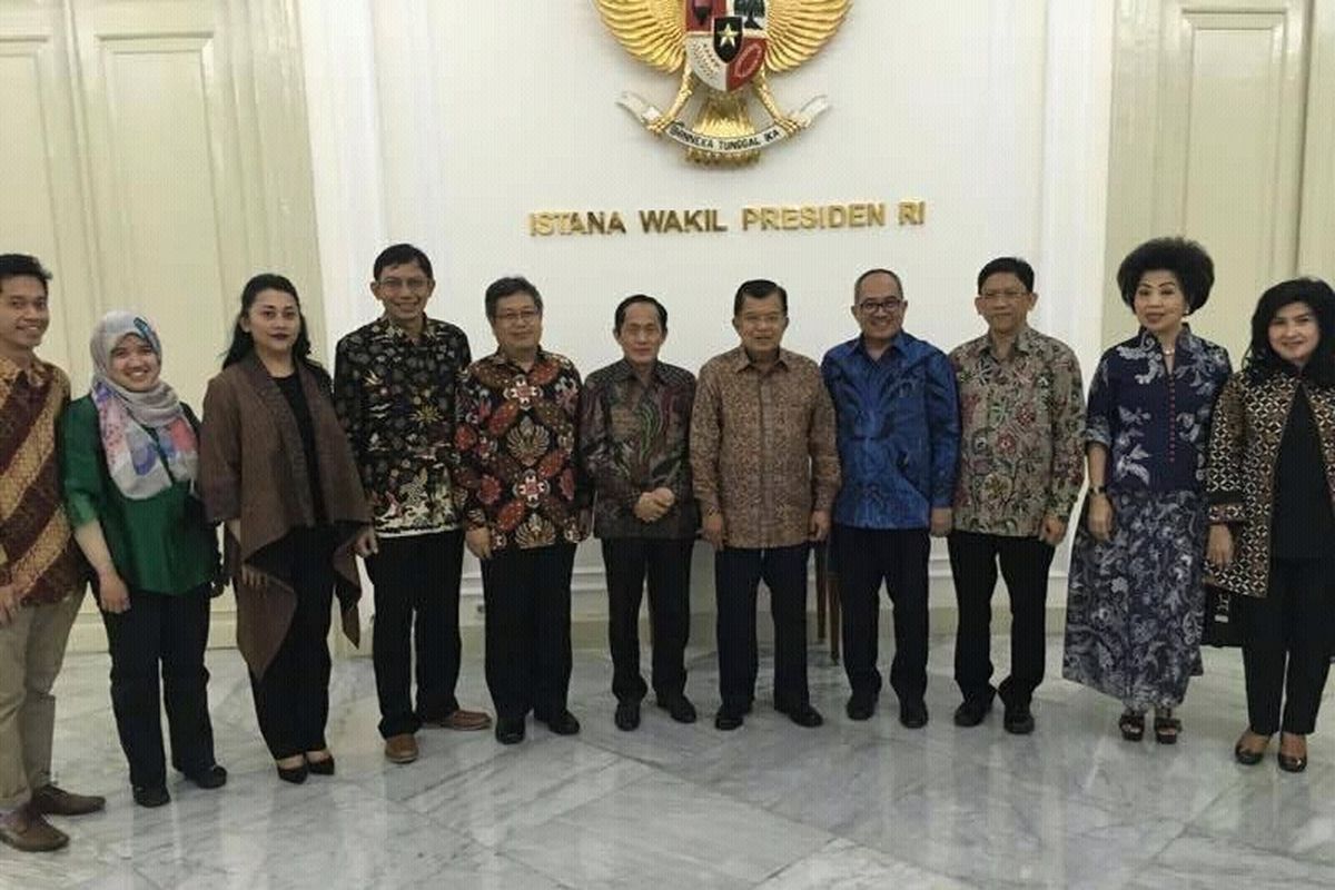 Panitia RKCI 2017 dengan Wapres Jusuf Kalla, Jumat (28/4/2017)