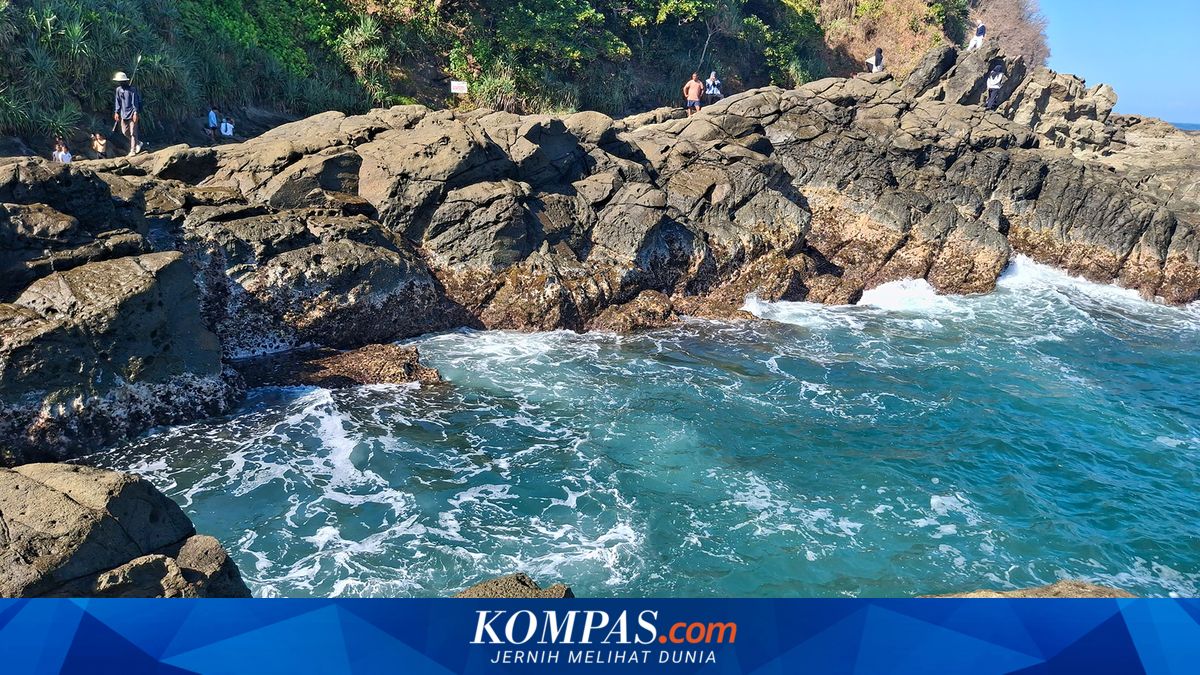 Awas Ini Bukan Laguna Wediombo, Berbahaya dan Dilarang Berenang