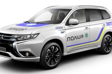 Outlander PHEV Jadi Mobil Polisi Ukraina 