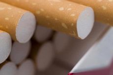 Remaja Mudah Tergoda Iklan Rokok 