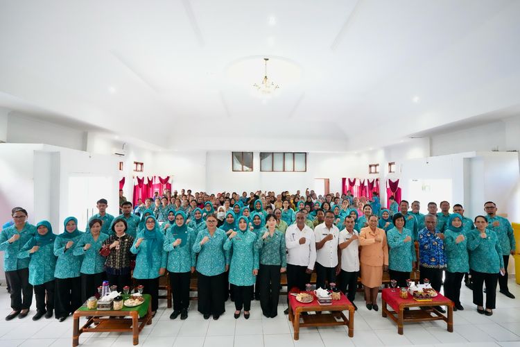 Temui Kader PKK Alor, Tri Tito Tekankan Pentingnya Pola Asuh untuk Cegah Stunting