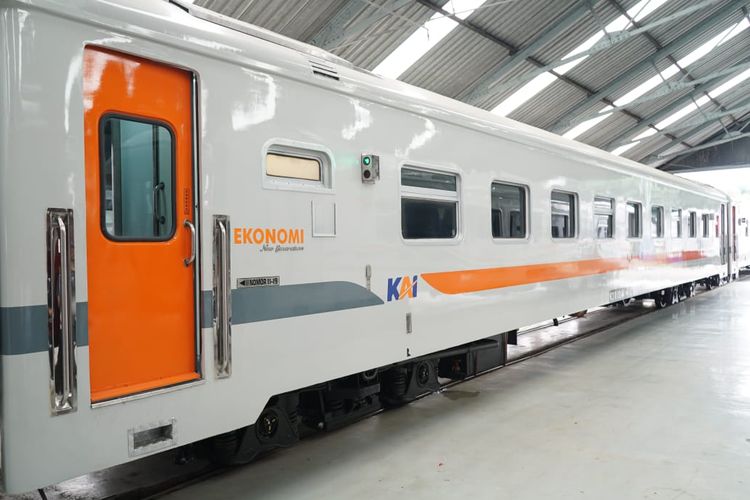 Kereta ekonomi new generation versi modifikasi. Daftar kereta api dengan rangkaian new generation.